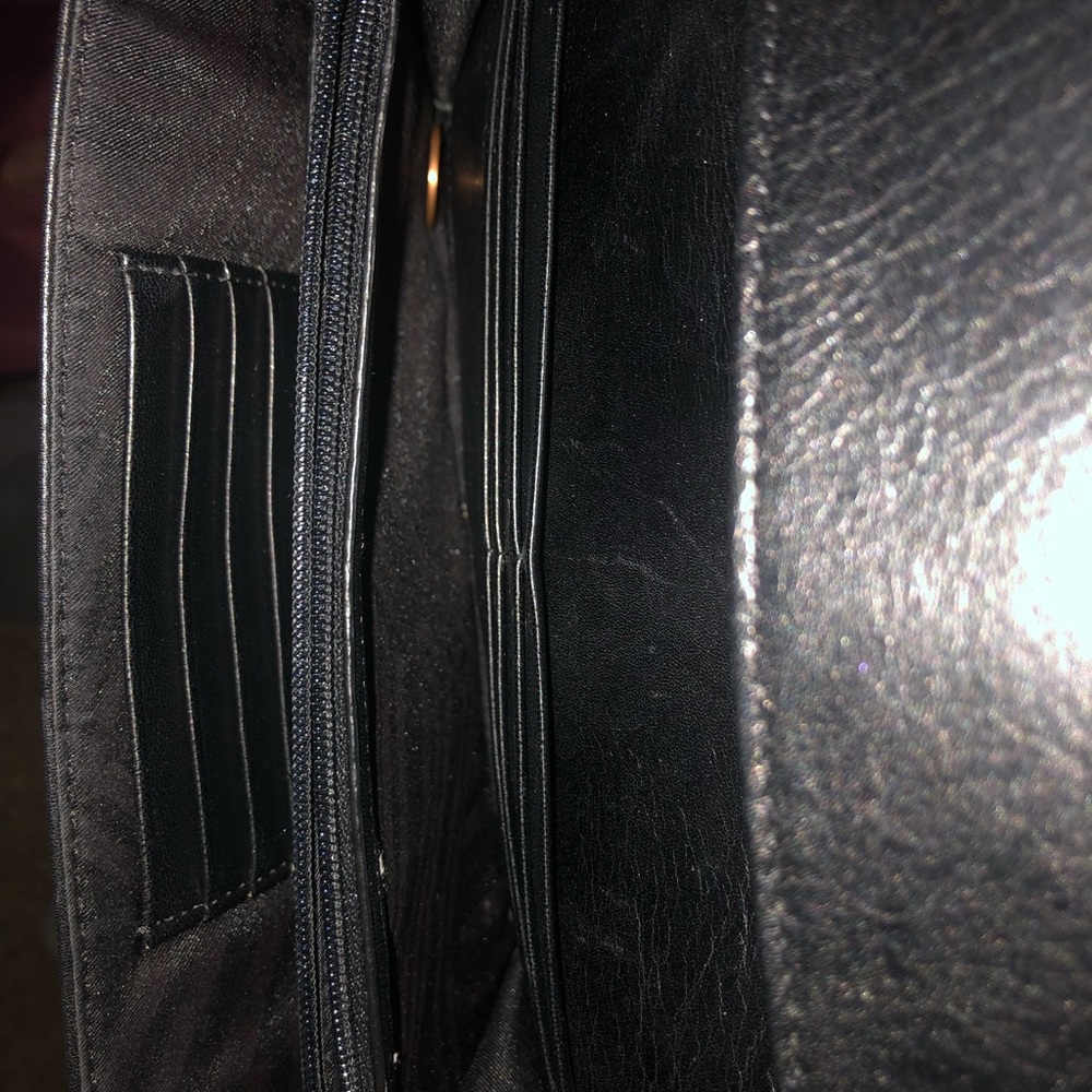 Rebecca minkoff chevron quilted crossbody - Picture 5 of 5